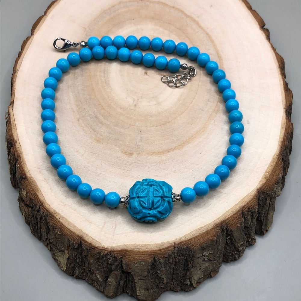 Turquoise blue stone bead Asian carving pendant collar necklace boho free spirit